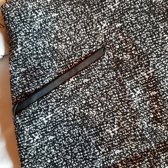 Black and White A-Line Skirt - Picture 3 of 3